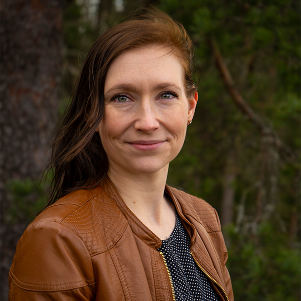 Esimiesvalmennuksesta konkreettisia työkaluja valmentavaan johtamiseen ja arjen esimiestyöhön