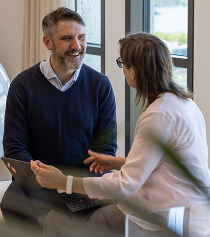 Ostolaskujen käsittely