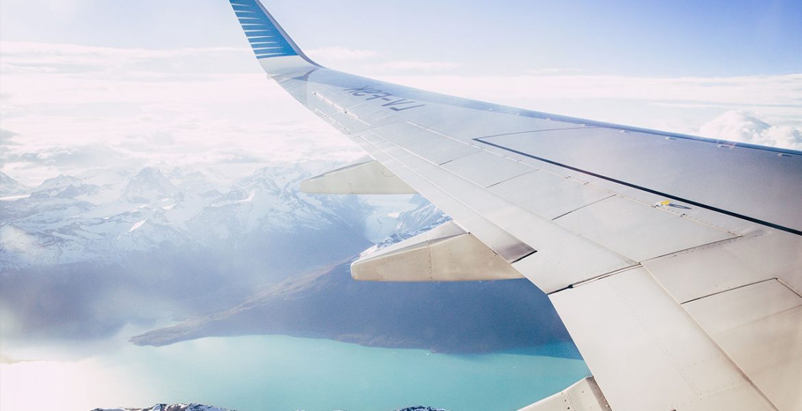 Ansatte legge ut for flybilletter