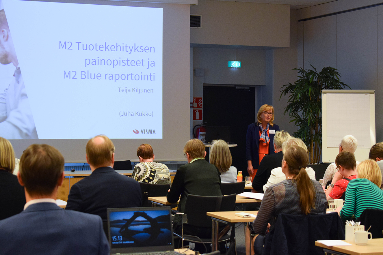 Teija Kiljunen esittelee M2:n tuotekehitystä